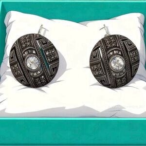 “VINTAGE” Authentic Judith Jack Earrings!